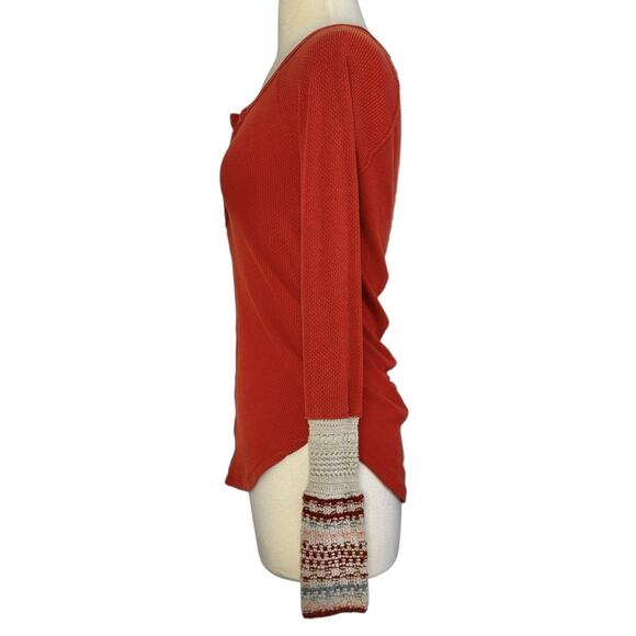 FREE PEOPLE Thermal Ski Lodge Top Orange Waffle Knit Crochet Cuffs Size Sz SP - Picture 10 of 11